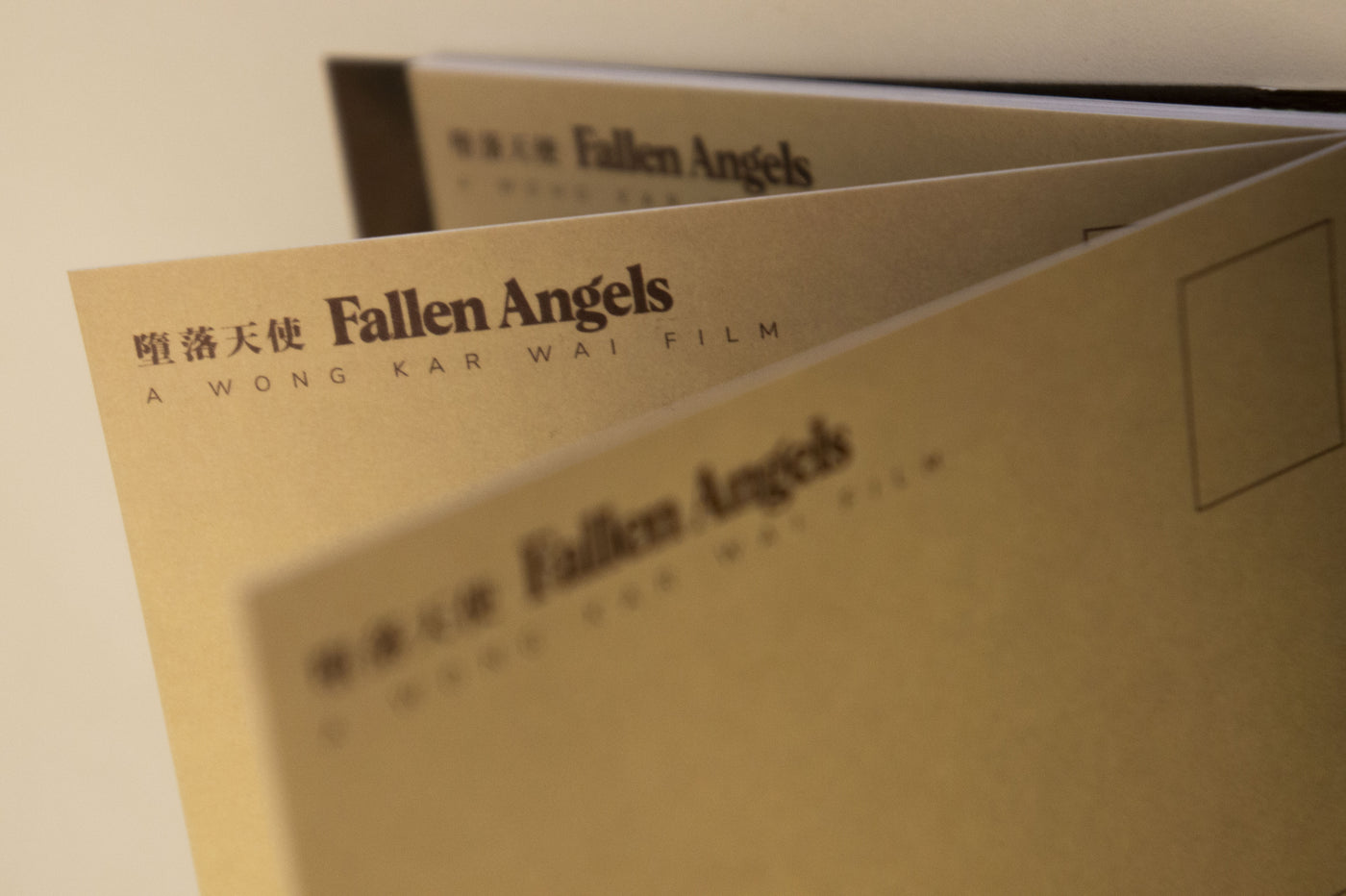 Cartes Postales "Les Anges Déchus"